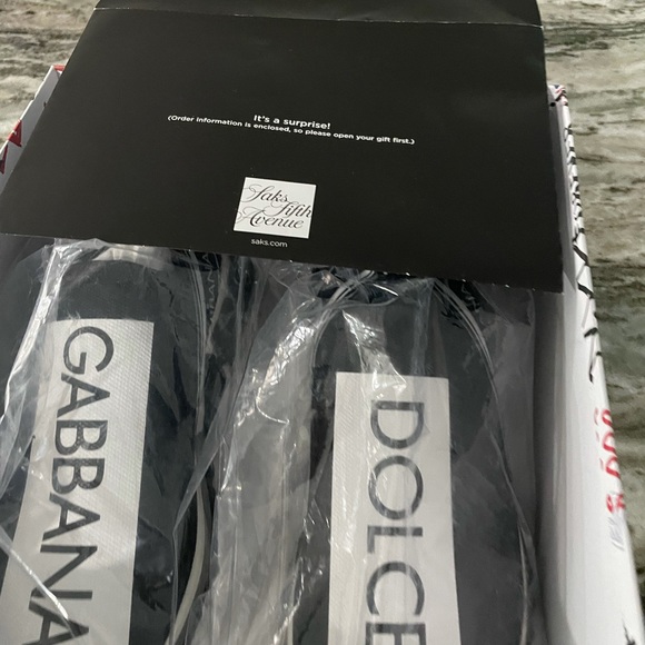 Brand new never worn Dolce Gabbana Sorrento. - Picture 6 of 6